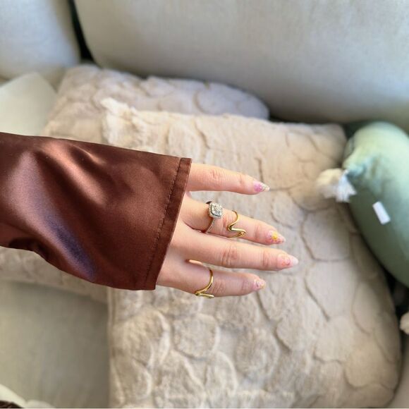 18k gold plated stainless steel minimalist cuff ring - Picture 4 of 10